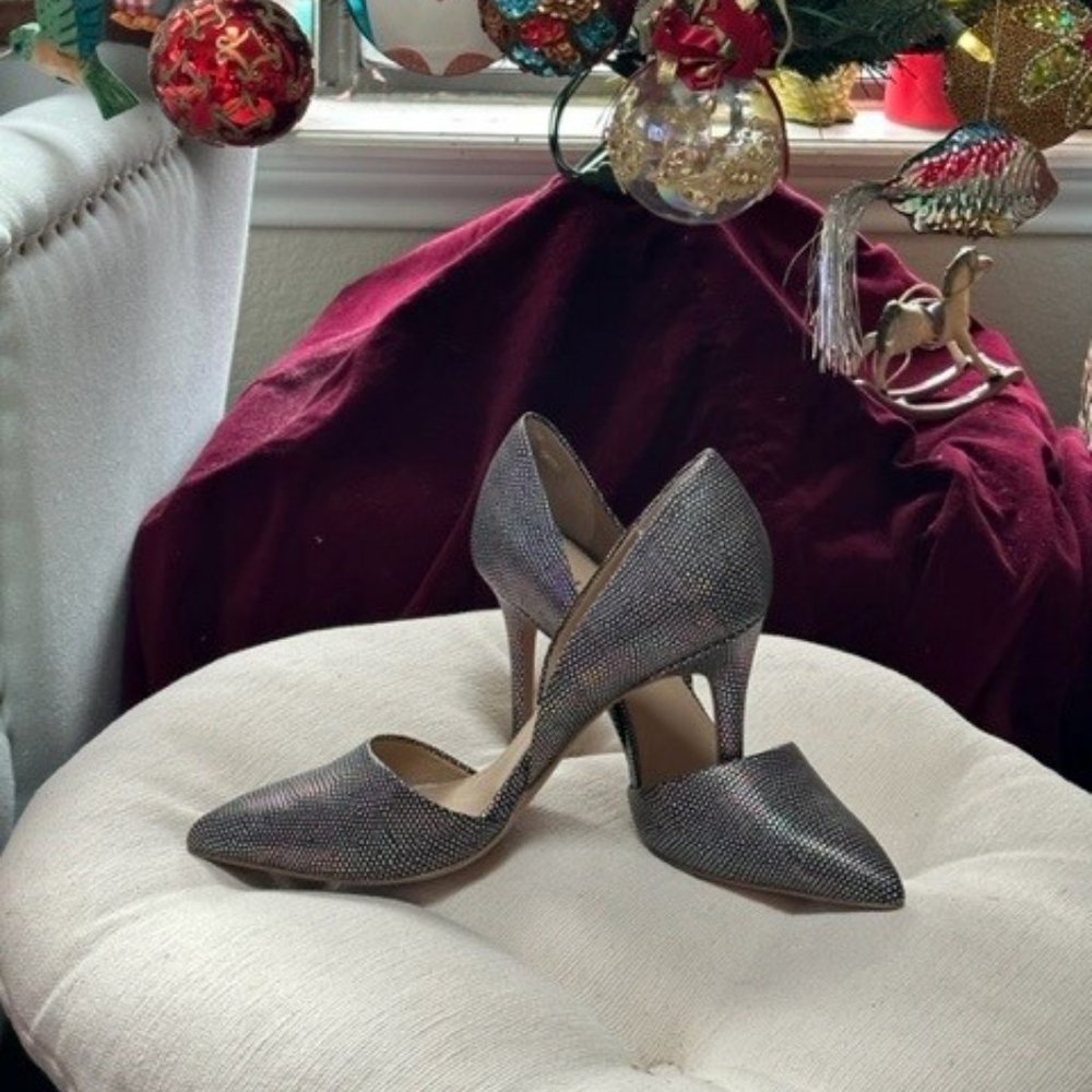 G.I.L.I. silver heels